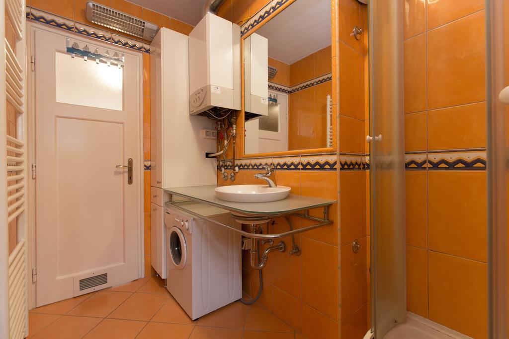 Apartment Gloria SJJ Buitenkant foto