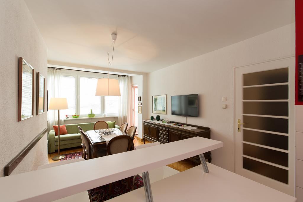 Apartment Gloria SJJ Buitenkant foto