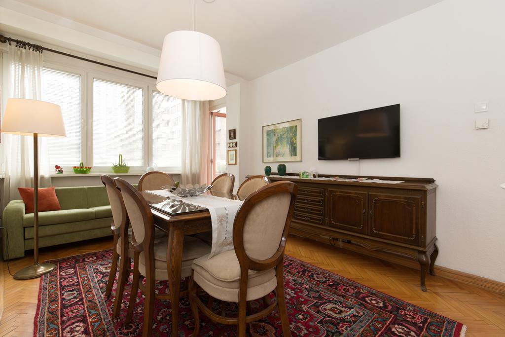 Apartment Gloria SJJ Buitenkant foto