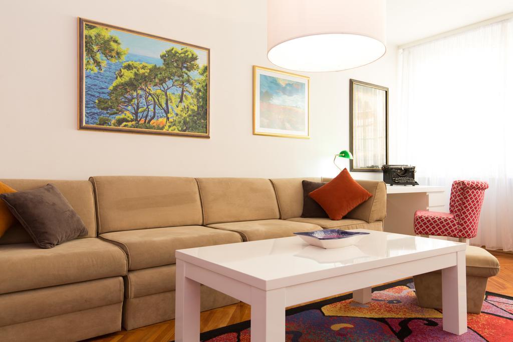 Apartment Gloria SJJ Buitenkant foto