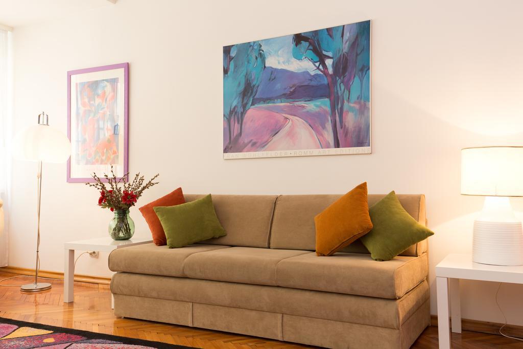 Apartment Gloria SJJ Buitenkant foto
